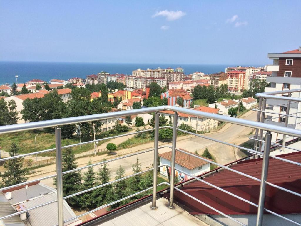 Ceyhun Apart Akcaabat Exterior photo