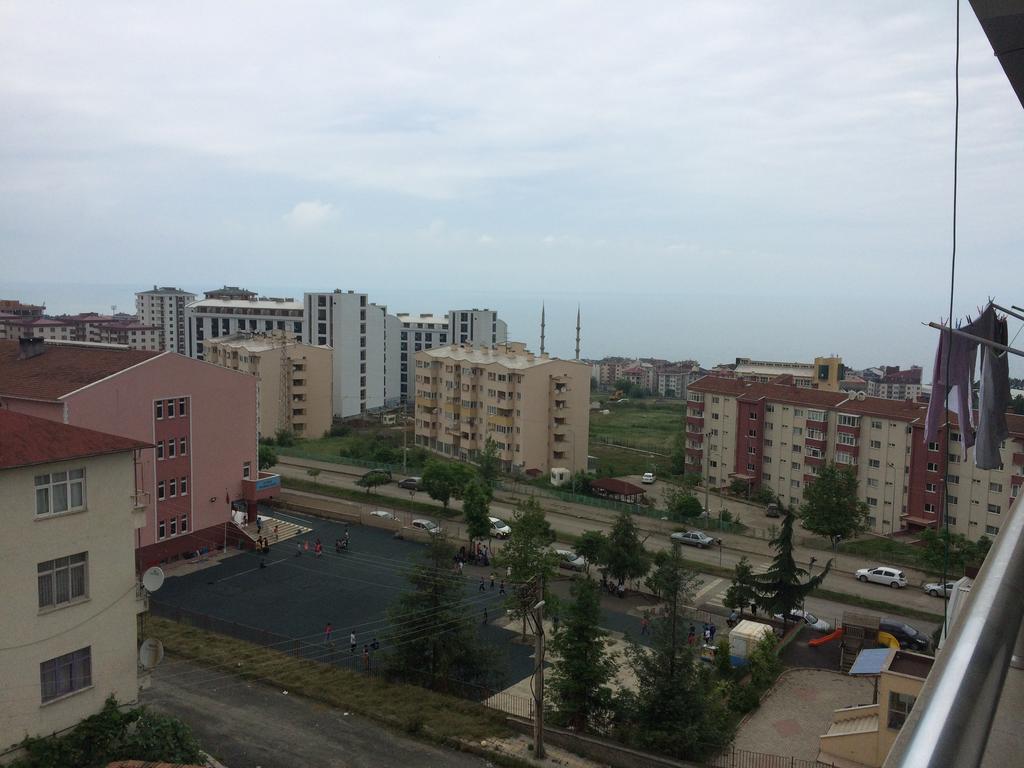 Ceyhun Apart Akcaabat Exterior photo